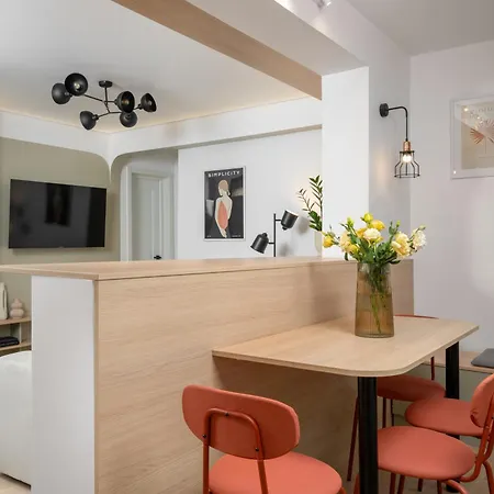 Apartment Old Town By Urbanesq