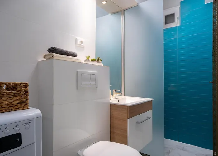 Old Town By Urbanesq * Bukarest