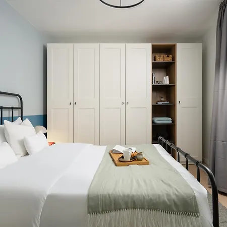 Old Town By Urbanesq Апартаменты *